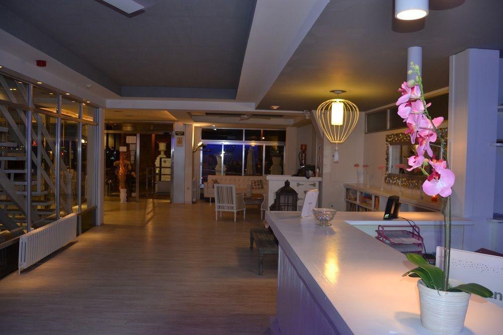 Solvi Hotel - Adults Only Vilanova i la Geltru Exterior photo