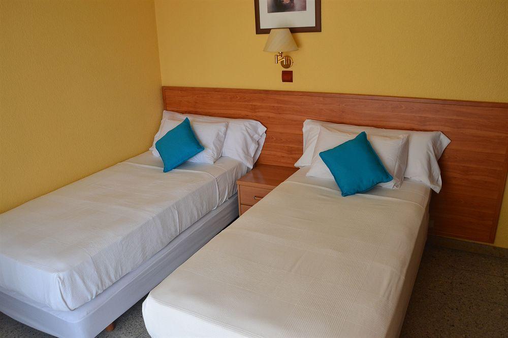 Solvi Hotel - Adults Only Vilanova i la Geltru Exterior photo