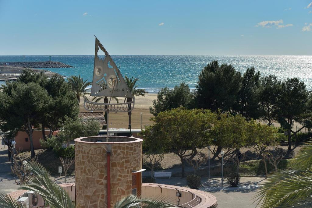 Solvi Hotel - Adults Only Vilanova i la Geltru Exterior photo