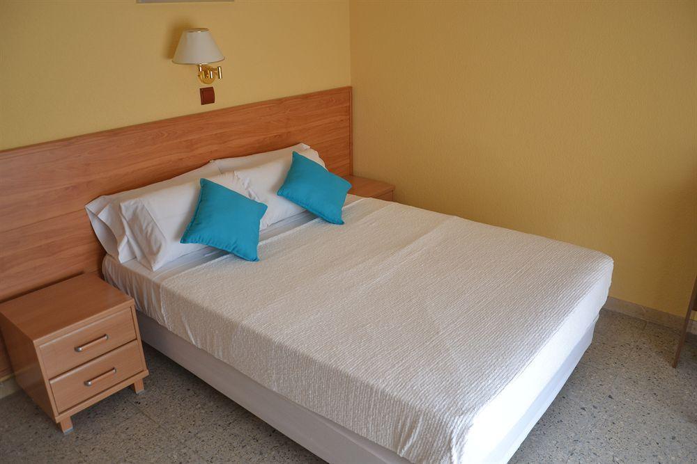 Solvi Hotel - Adults Only Vilanova i la Geltru Exterior photo