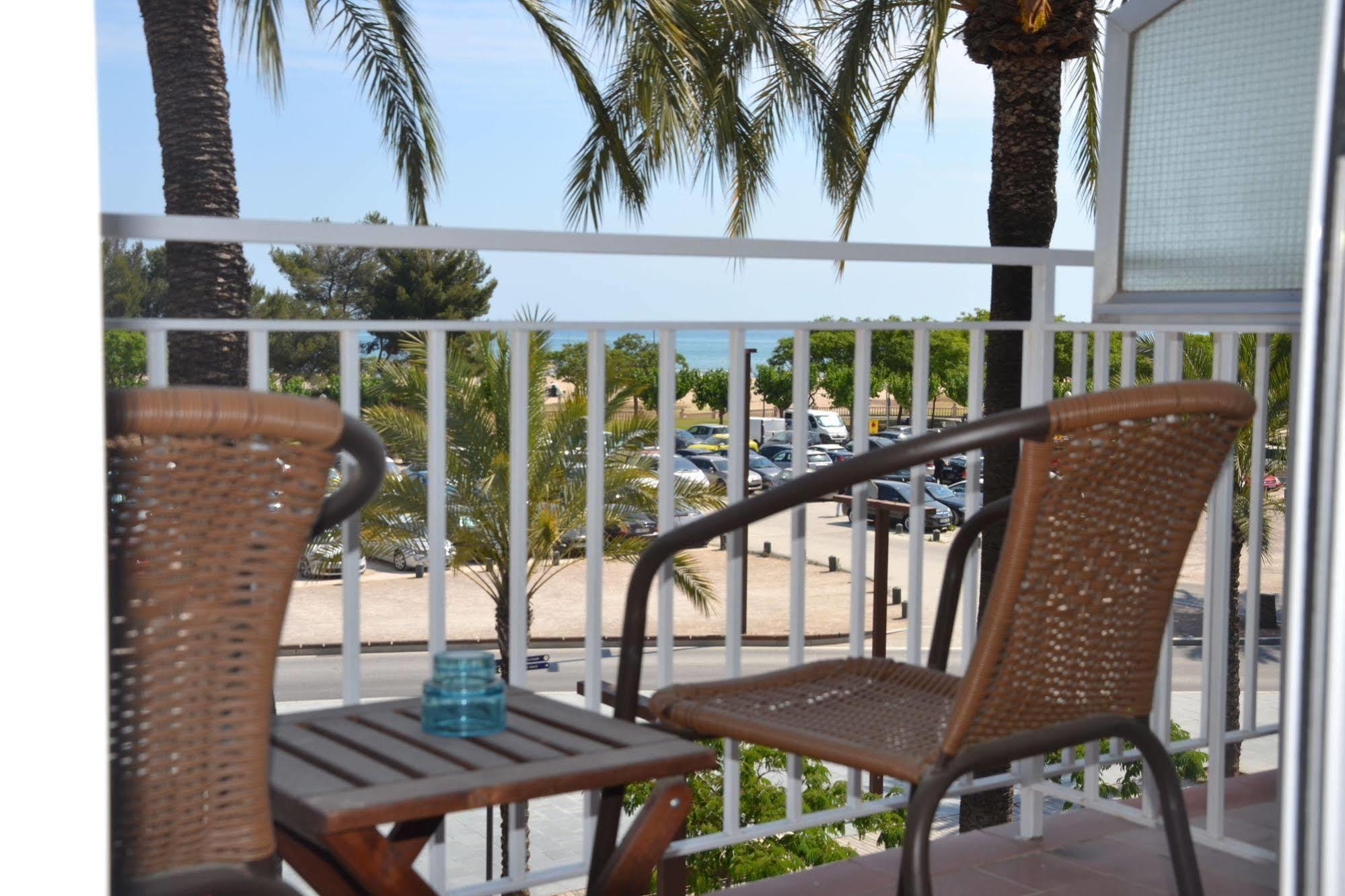Solvi Hotel - Adults Only Vilanova i la Geltru Exterior photo
